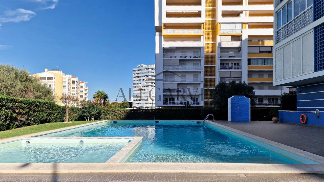 Apartamento T1 para Venda em Portimão Foto 13