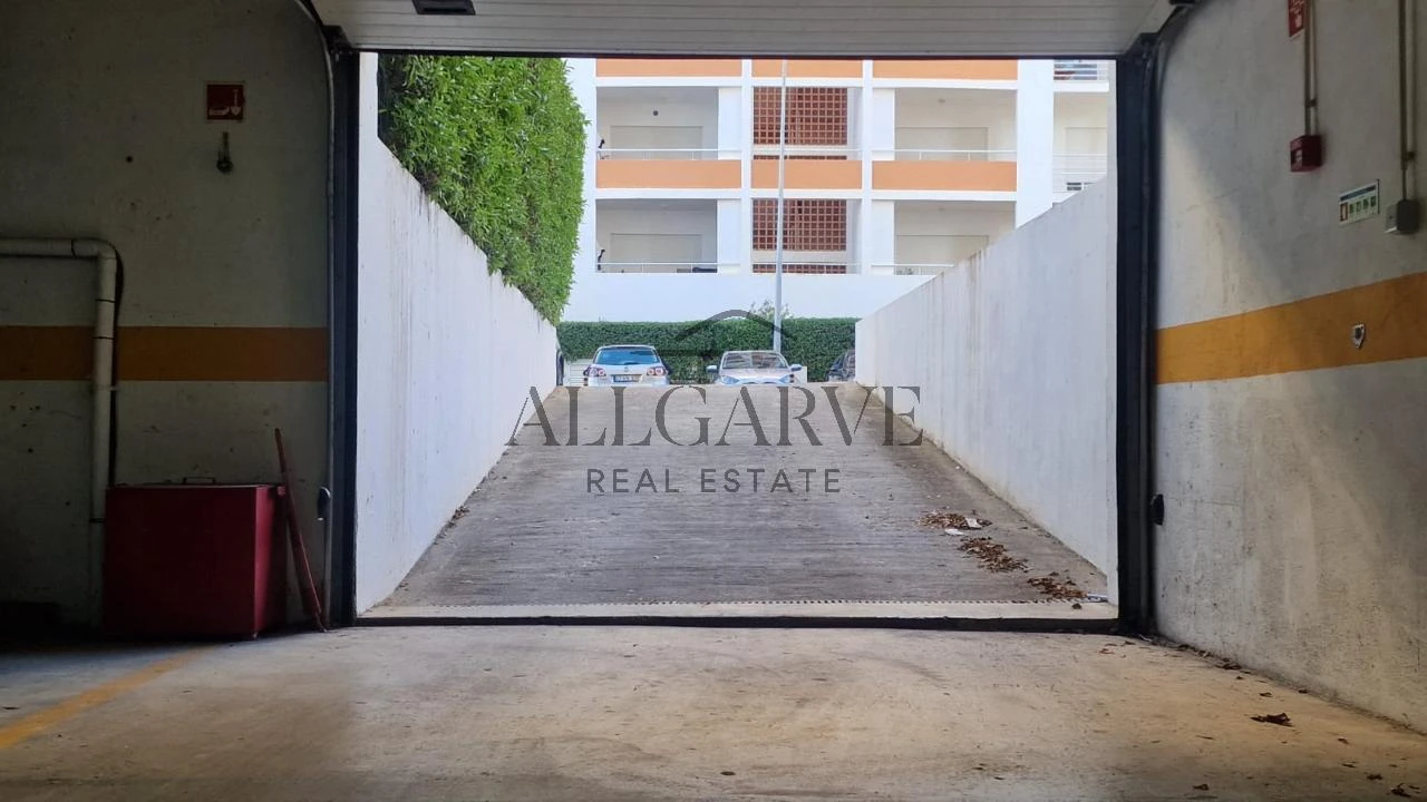 Apartamento T1 para Venda em Portimão Foto 10