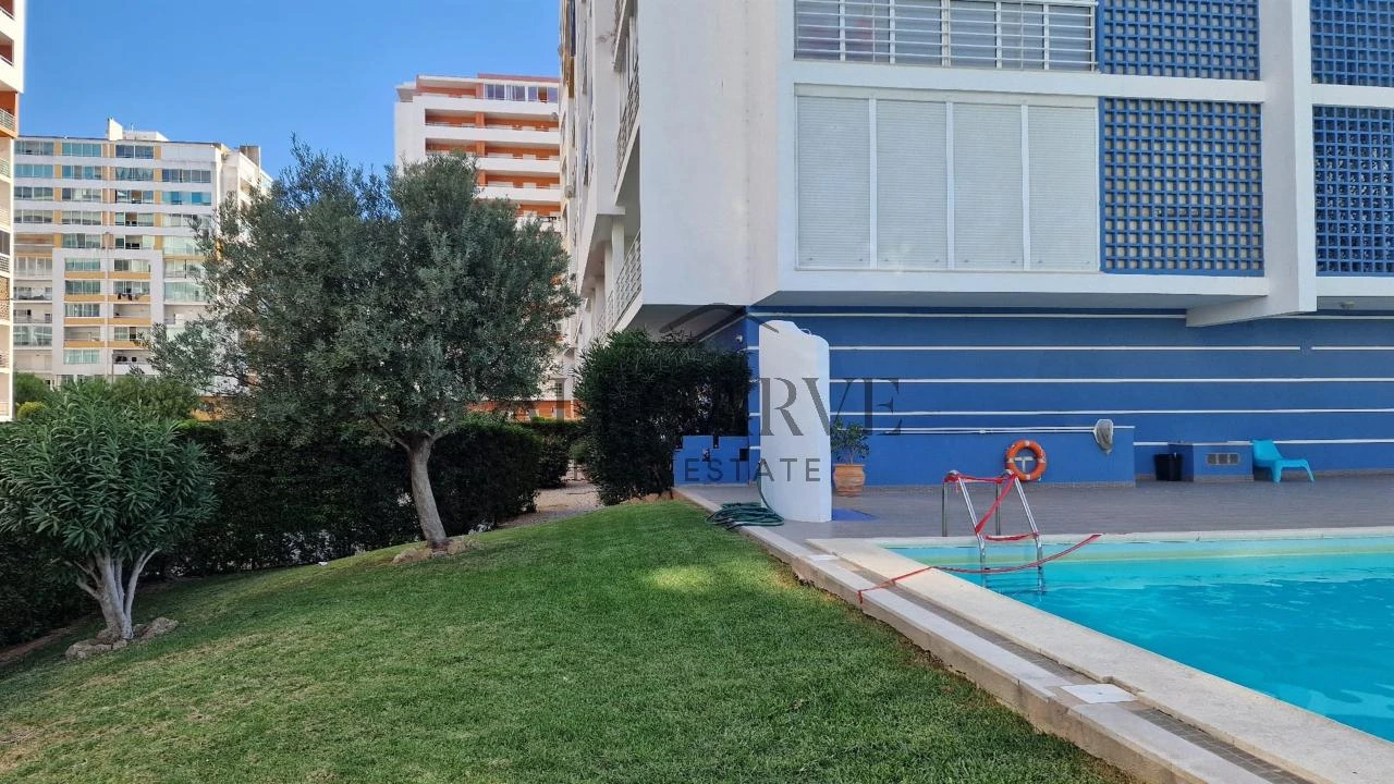 Apartamento T1 para Venda em Portimão Foto 16