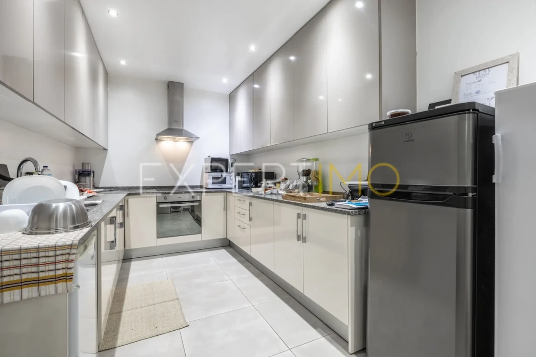 Moradia T5 para Venda em Guia, Ilha e Mata Mourisca Foto 12