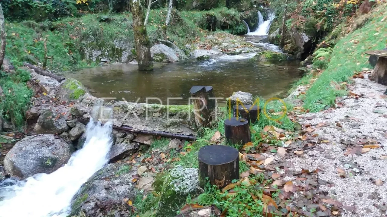 Quinta T2 para Venda em Seia, São Romão e Lapa dos Dinheiros Foto 9