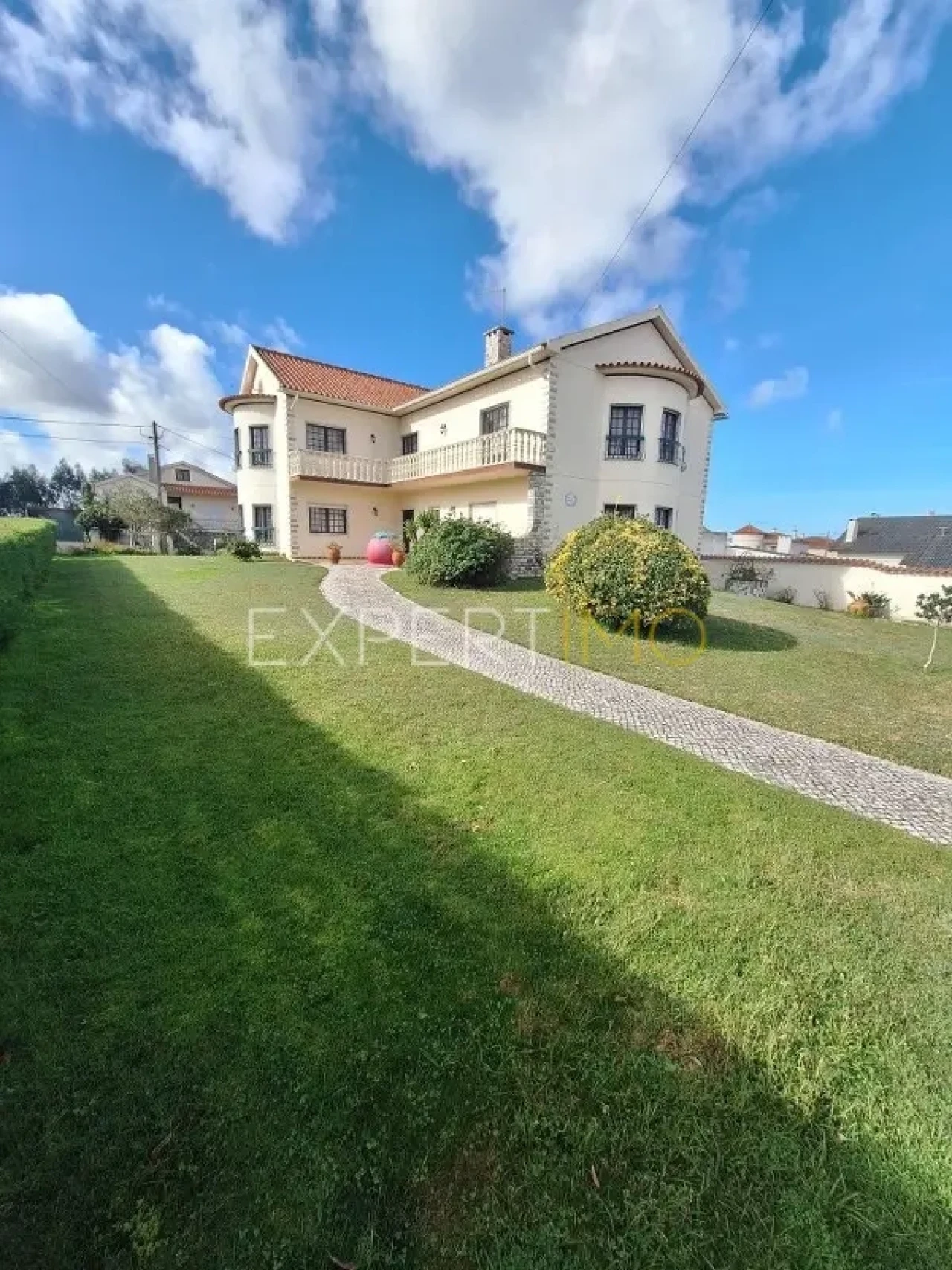 Moradia T5 para Venda em Caldas da Rainha - Santo Onofre e Serra do Bouro Foto 1