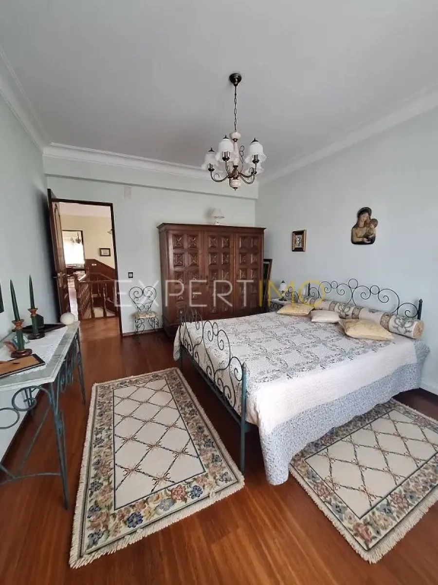 Moradia T5 para Venda em Caldas da Rainha - Santo Onofre e Serra do Bouro Foto 21