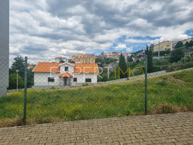 Terreno para Venda em Gouveia (São Pedro e São Julião) Foto 16