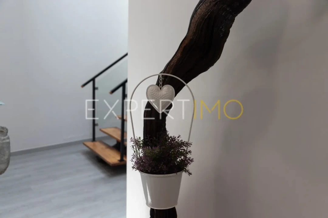 Moradia T5 para Venda em Rabal Foto 6