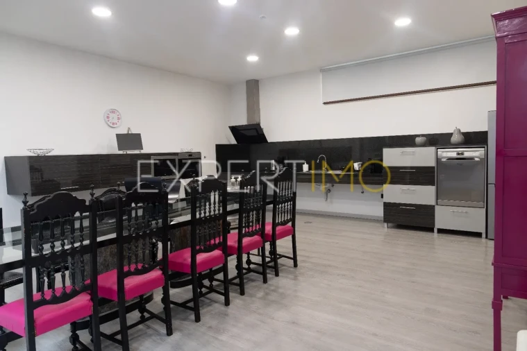 Moradia T5 para Venda em Rabal Foto 13