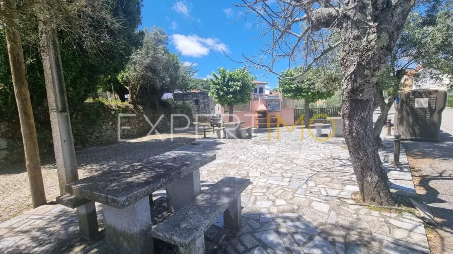 Moradia T1 para Venda em Aldeias e Mangualde da Serra Foto 4