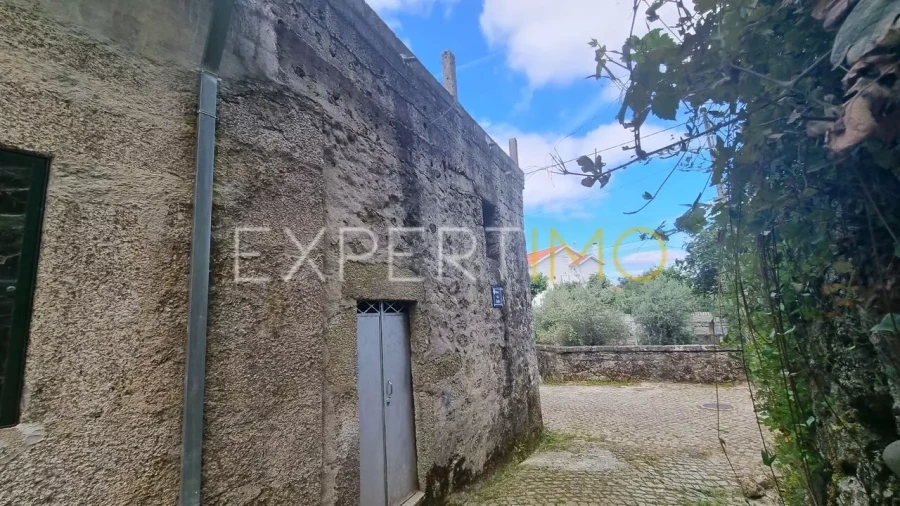 Moradia T1 para Venda em Aldeias e Mangualde da Serra Foto 5