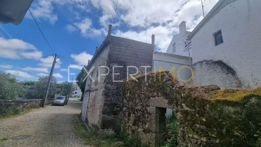 Moradia T1 para Venda em Aldeias e Mangualde da Serra Foto 7