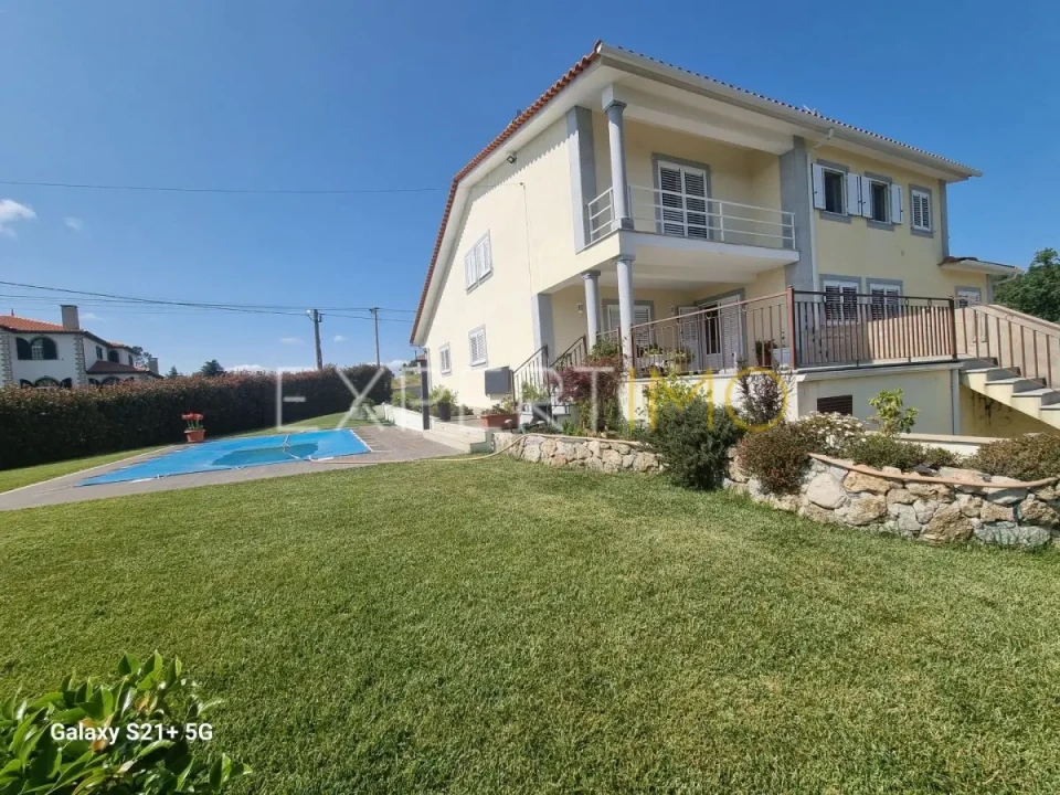 Moradia T5 para Venda em Aldeias e Mangualde da Serra Foto 1