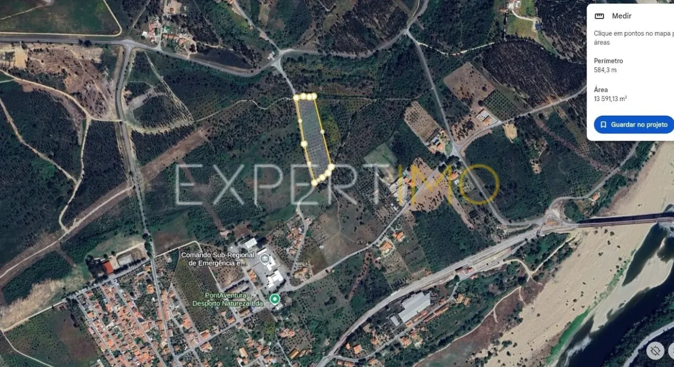 Terreno para Venda em Praia do Ribatejo Foto 1