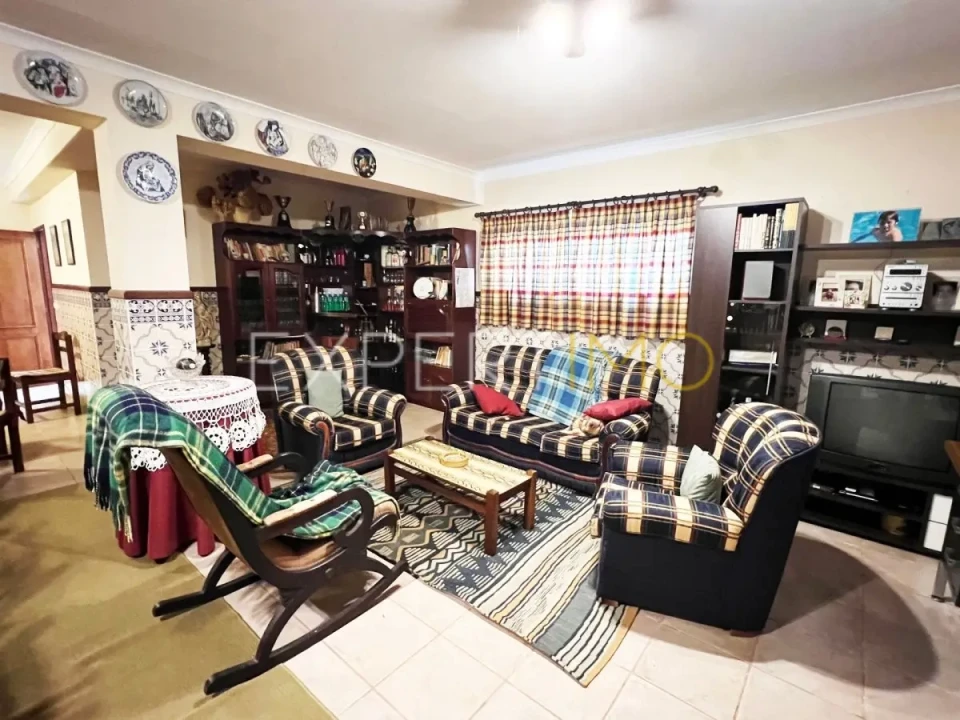 Moradia T3 para Venda em São Silvestre Foto 41