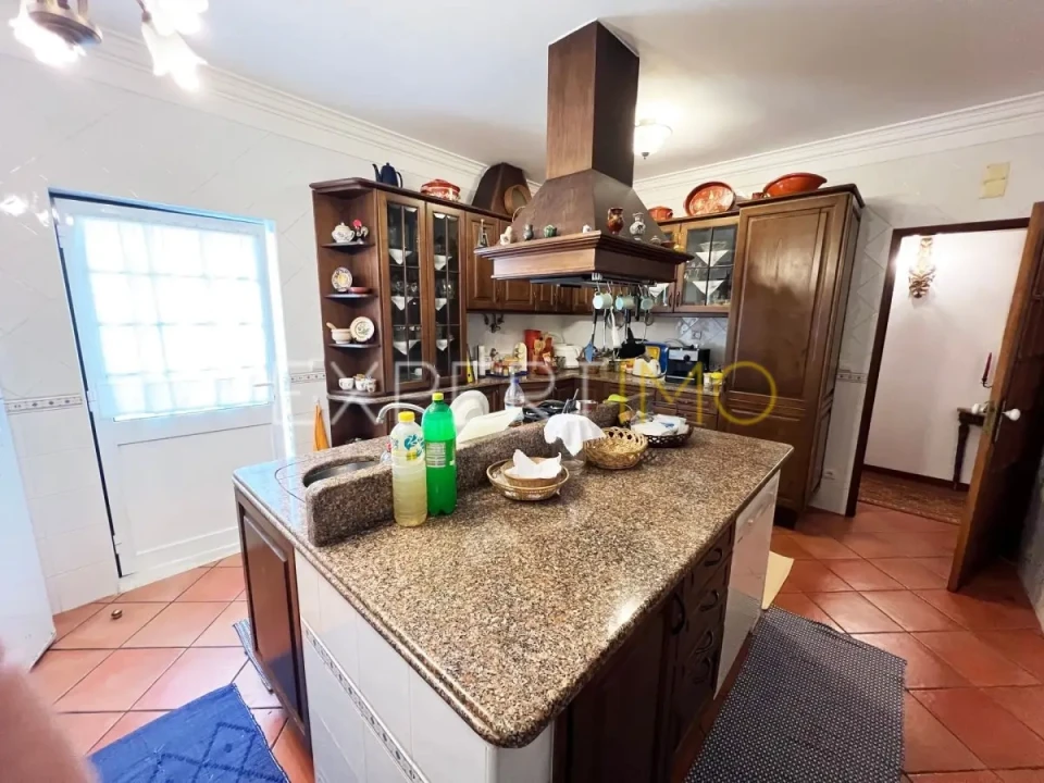 Moradia T3 para Venda em São Silvestre Foto 47