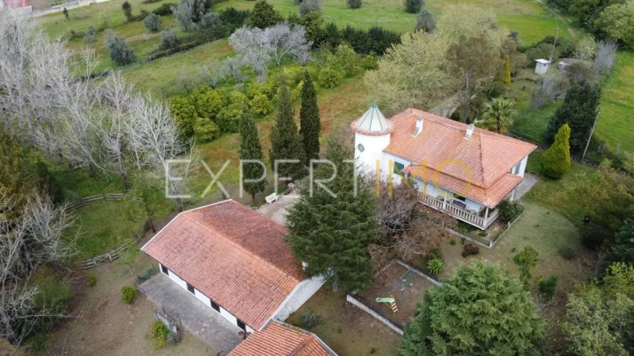 Moradia T3 para Venda em São Silvestre Foto 71