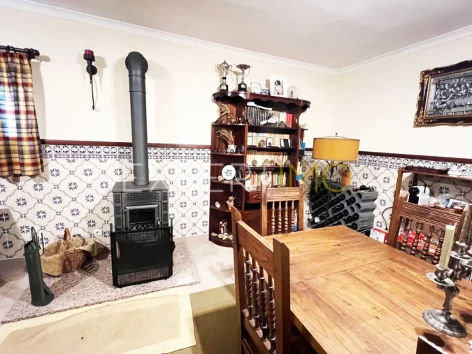 Moradia T3 para Venda em São Silvestre Foto 39