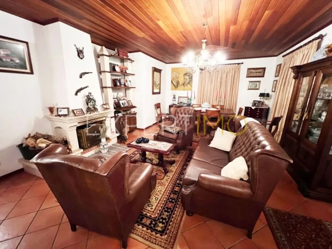 Moradia T3 para Venda em São Silvestre Foto 49