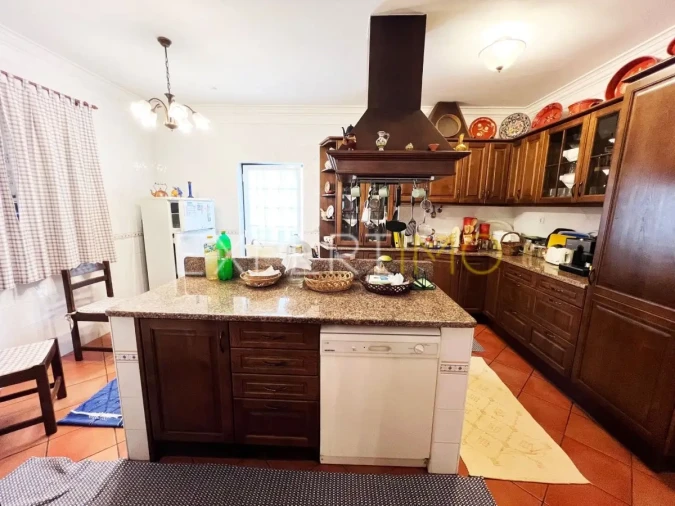 Moradia T3 para Venda em São Silvestre Foto 54