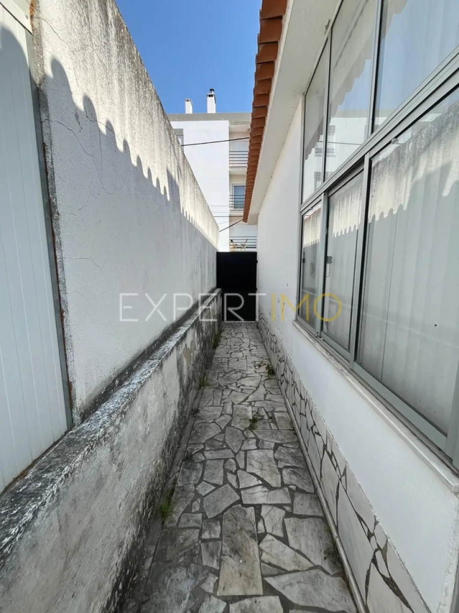 Moradia T2 para Venda em Pinhal Novo Foto 11