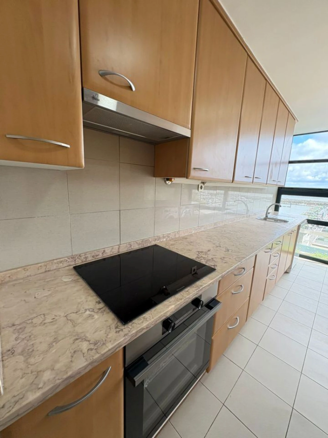 Apartamento T2 para Arrendamento em Parque das Nações Foto 18