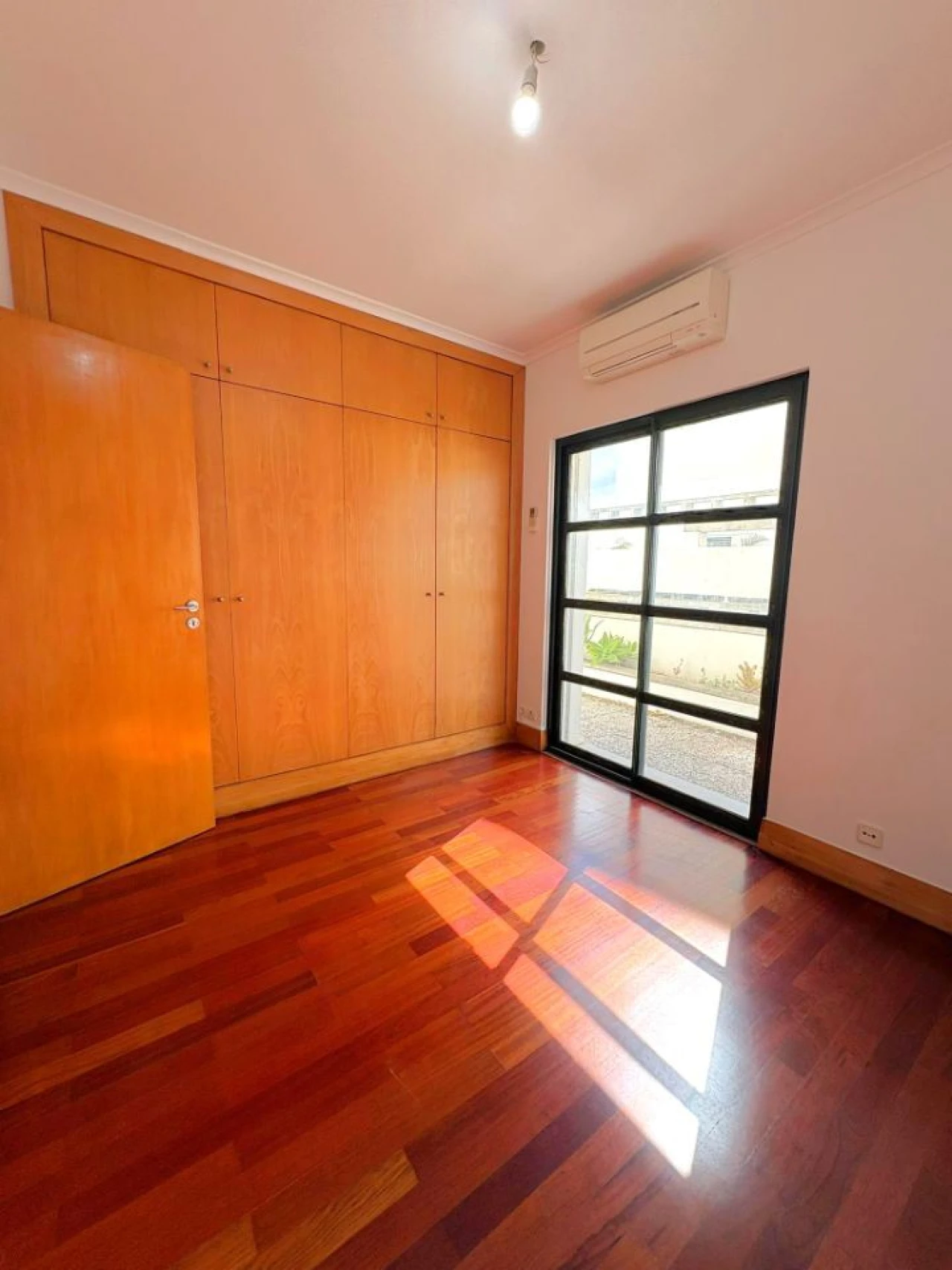 Apartamento T2 para Arrendamento em Parque das Nações Foto 22