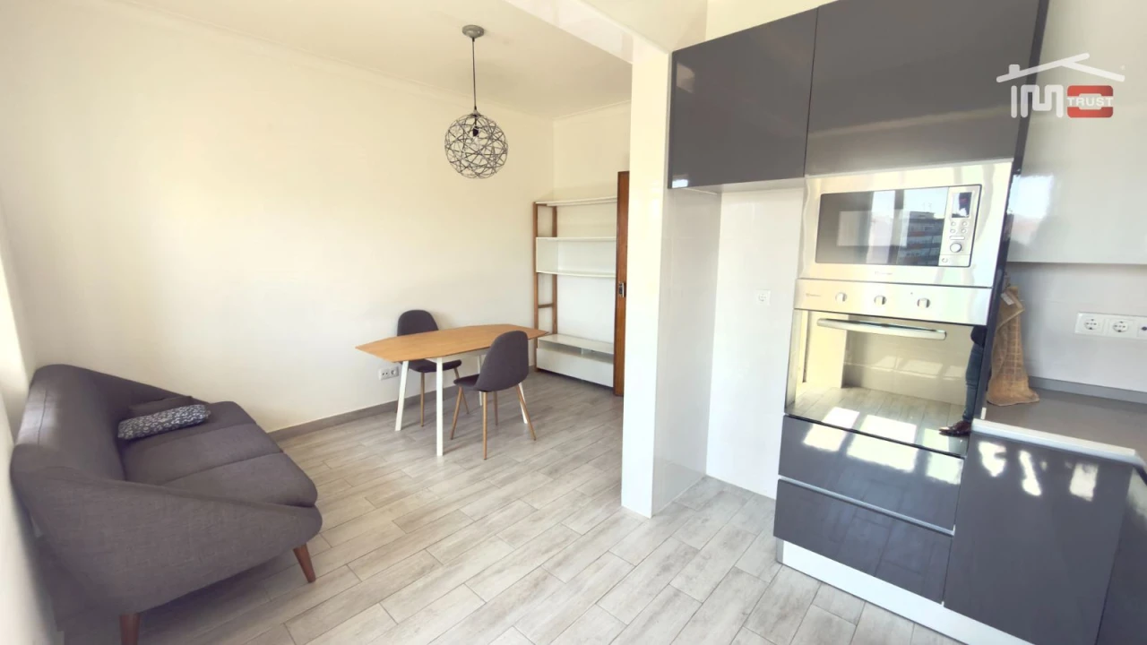 Apartamento T3 para Venda em Laranjeiro e Feijó Foto 5