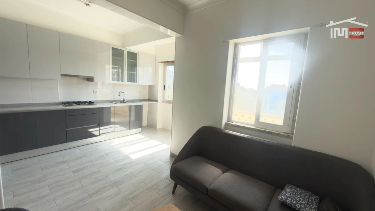 Apartamento T3 para Venda em Laranjeiro e Feijó Foto 10