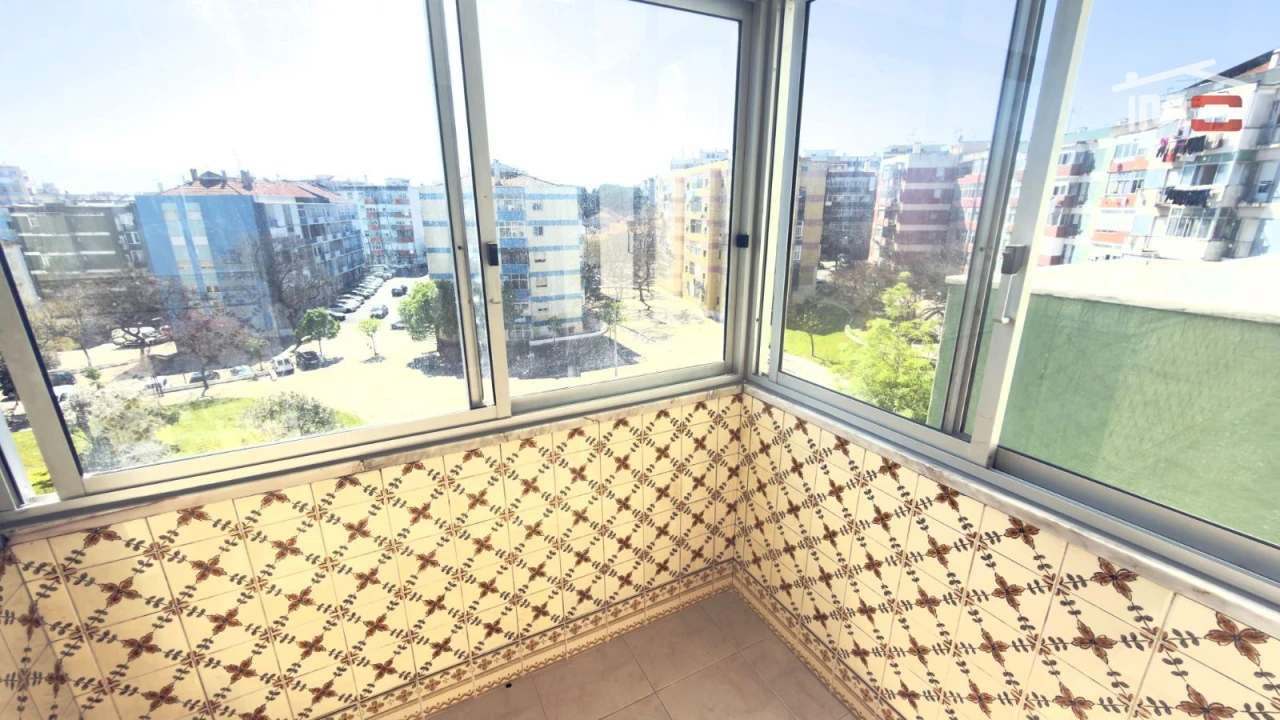 Apartamento T3 para Venda em Laranjeiro e Feijó Foto 13