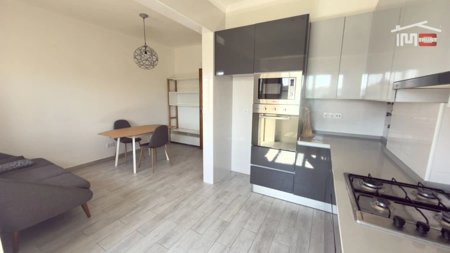 Apartamento T3 para Venda em Laranjeiro e Feijó Foto 8