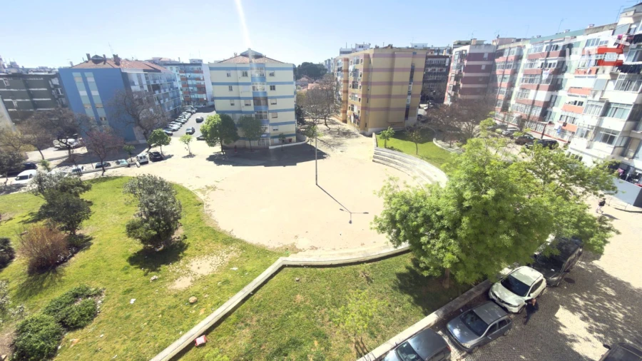 Apartamento T3 para Venda em Laranjeiro e Feijó Foto 17