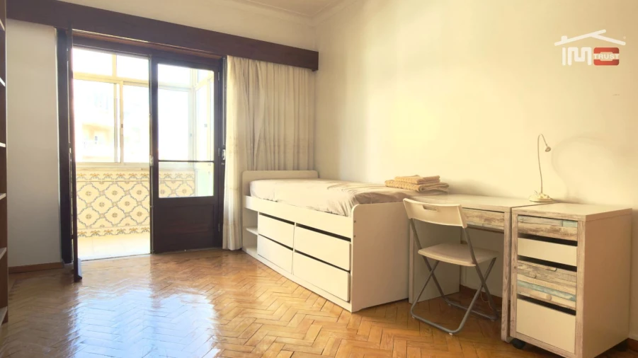 Apartamento T3 para Venda em Laranjeiro e Feijó Foto 29