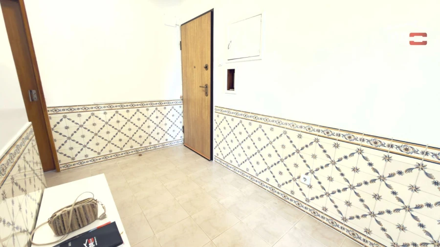 Apartamento T3 para Venda em Laranjeiro e Feijó Foto 31