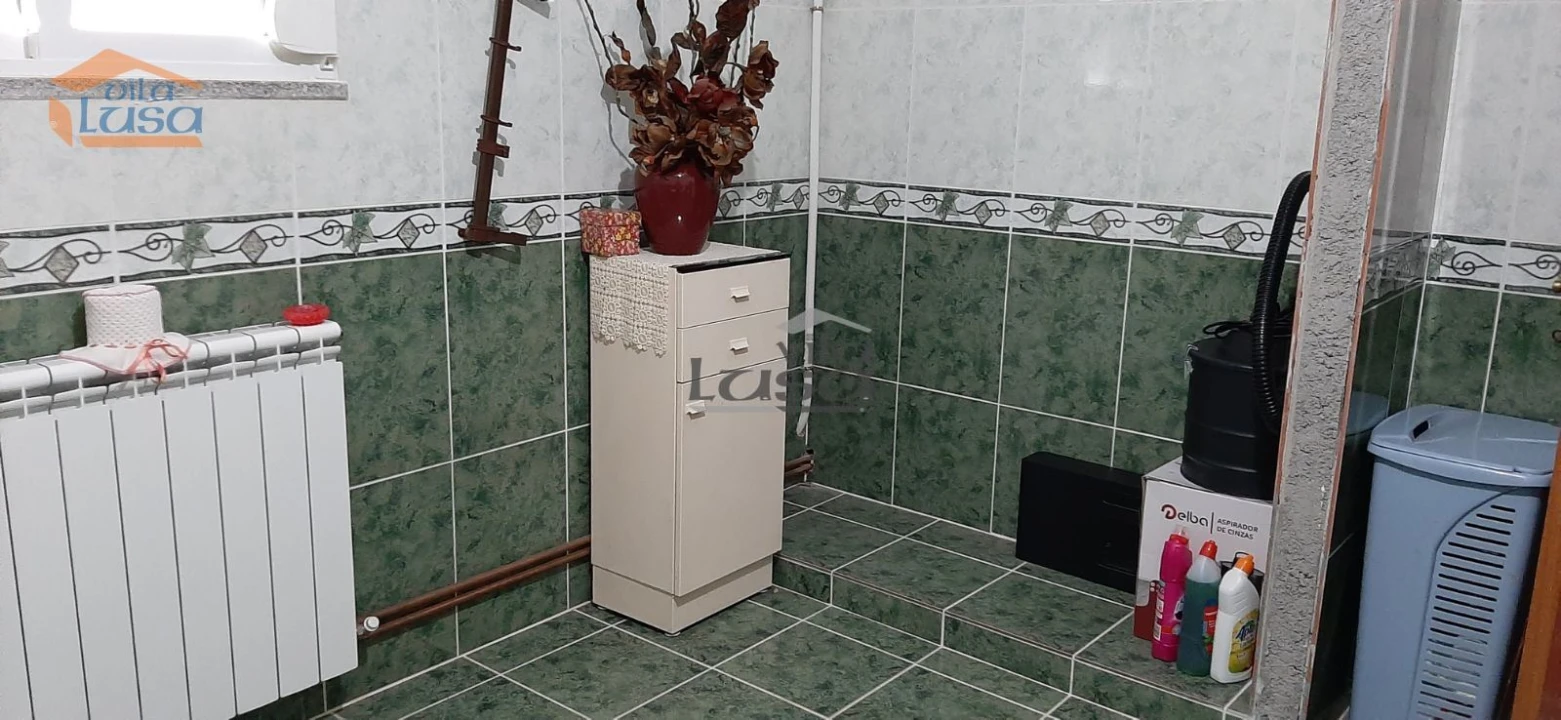 Moradia T6 para Venda em Passos Foto 8