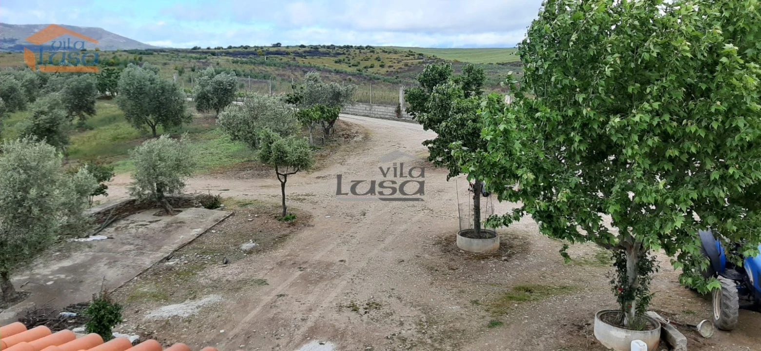 Moradia T6 para Venda em Passos Foto 14