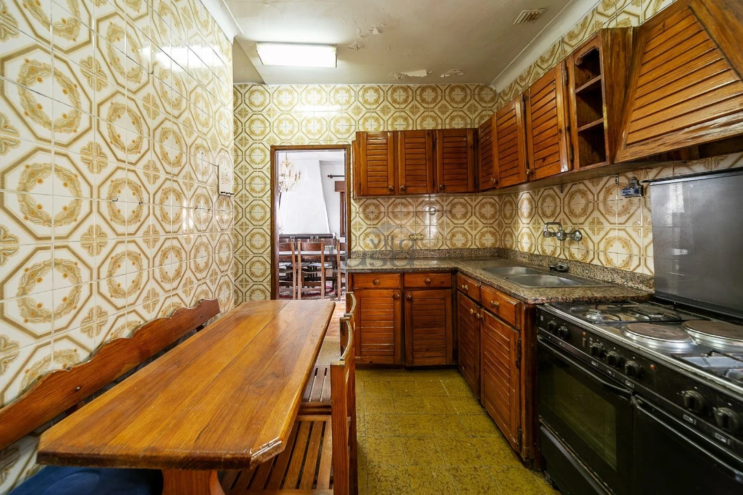 Moradia T4 para Venda em Oliveira do Douro Foto 10