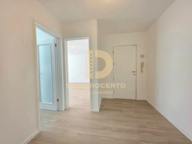 Apartamento T3 para Venda em Baguim do Monte (Rio Tinto) Foto 1