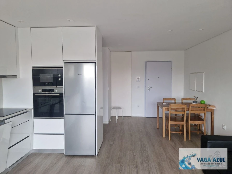 Apartamento T1 para Arrendamento em São Mamede de Infesta e Senhora da Hora Foto 1