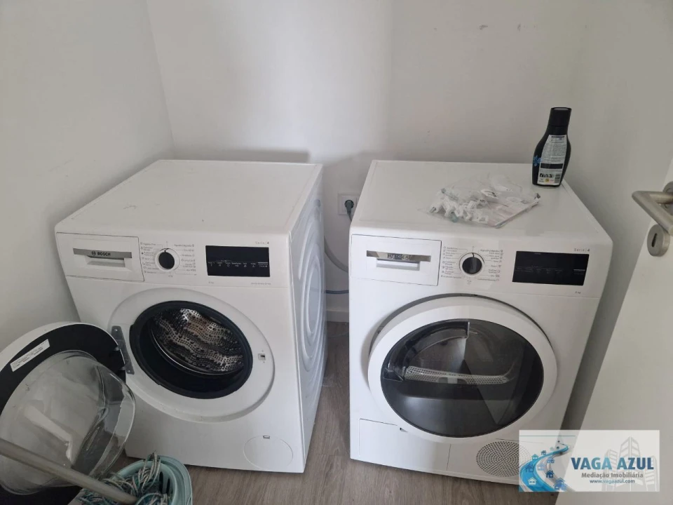 Apartamento T1 para Arrendamento em São Mamede de Infesta e Senhora da Hora Foto 16