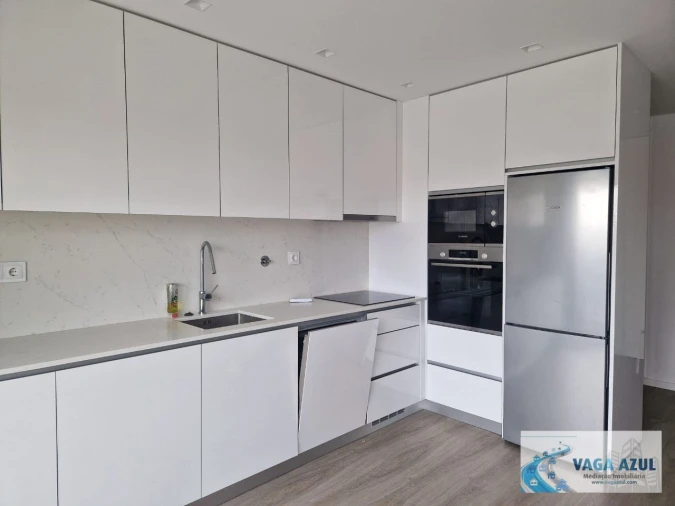 Apartamento T1 para Arrendamento em São Mamede de Infesta e Senhora da Hora Foto 2