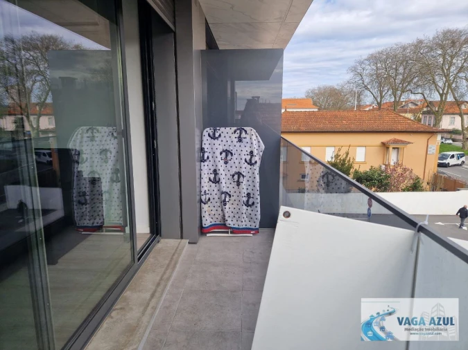 Apartamento T1 para Arrendamento em São Mamede de Infesta e Senhora da Hora Foto 9