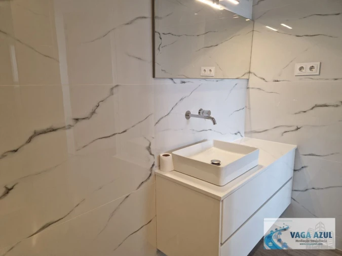 Apartamento T1 para Arrendamento em São Mamede de Infesta e Senhora da Hora Foto 13