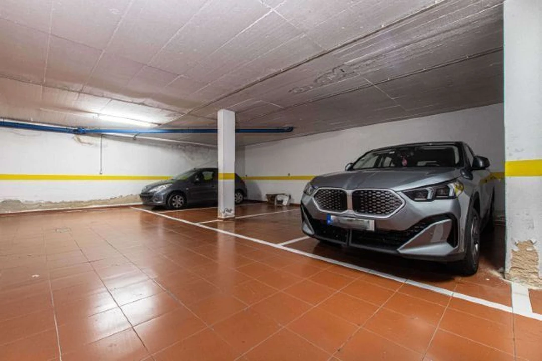 Apartamento T3 para Venda em Queluz e Belas Foto 3