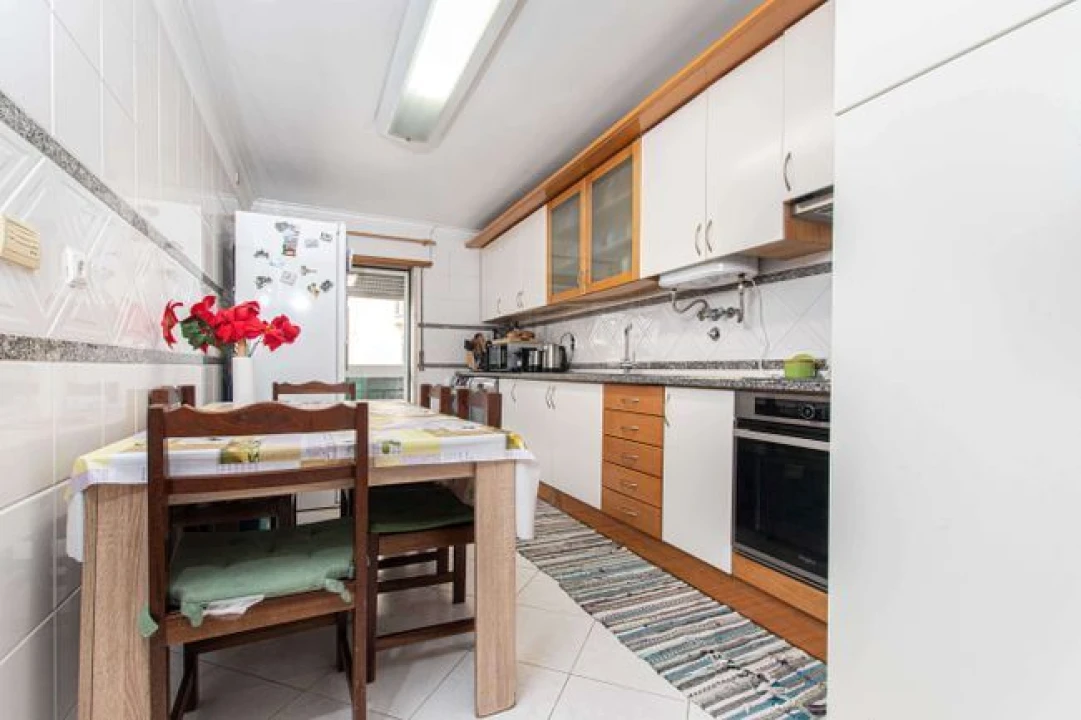 Apartamento T3 para Venda em Queluz e Belas Foto 19