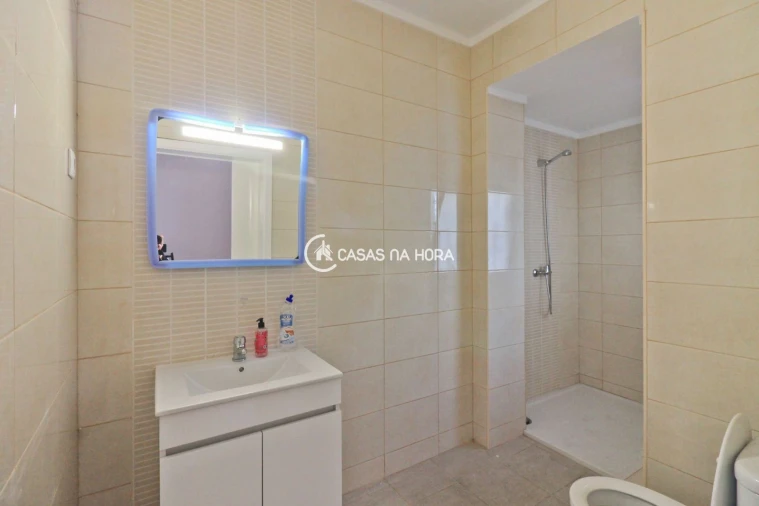 Loja para Arrendamento em Matosinhos e Leça da Palmeira Foto 5