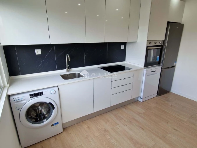 Apartamento T1 para Venda em Águas Livres Foto 1