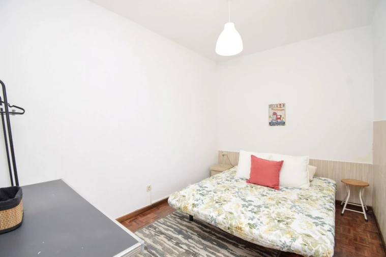 Quinta T2 para Venda em Colares Foto 5