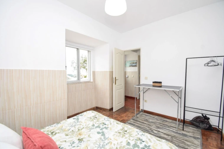 Quinta T2 para Venda em Colares Foto 7