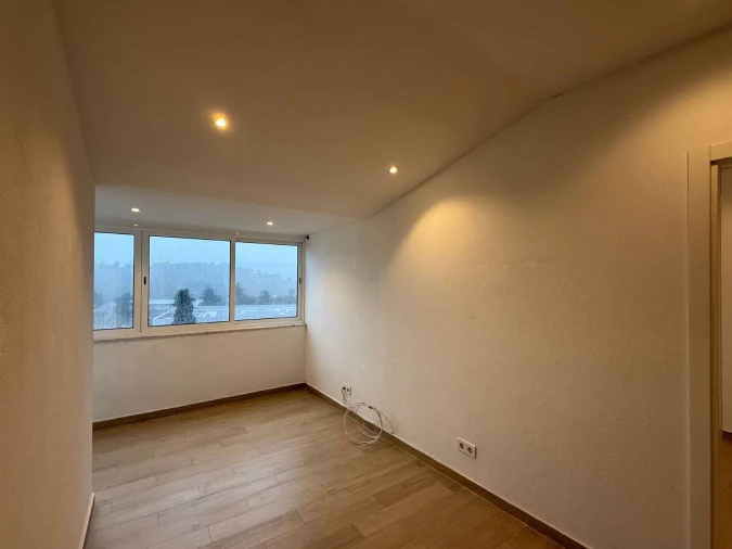 Apartamento T2 para Venda em Queluz e Belas Foto 7