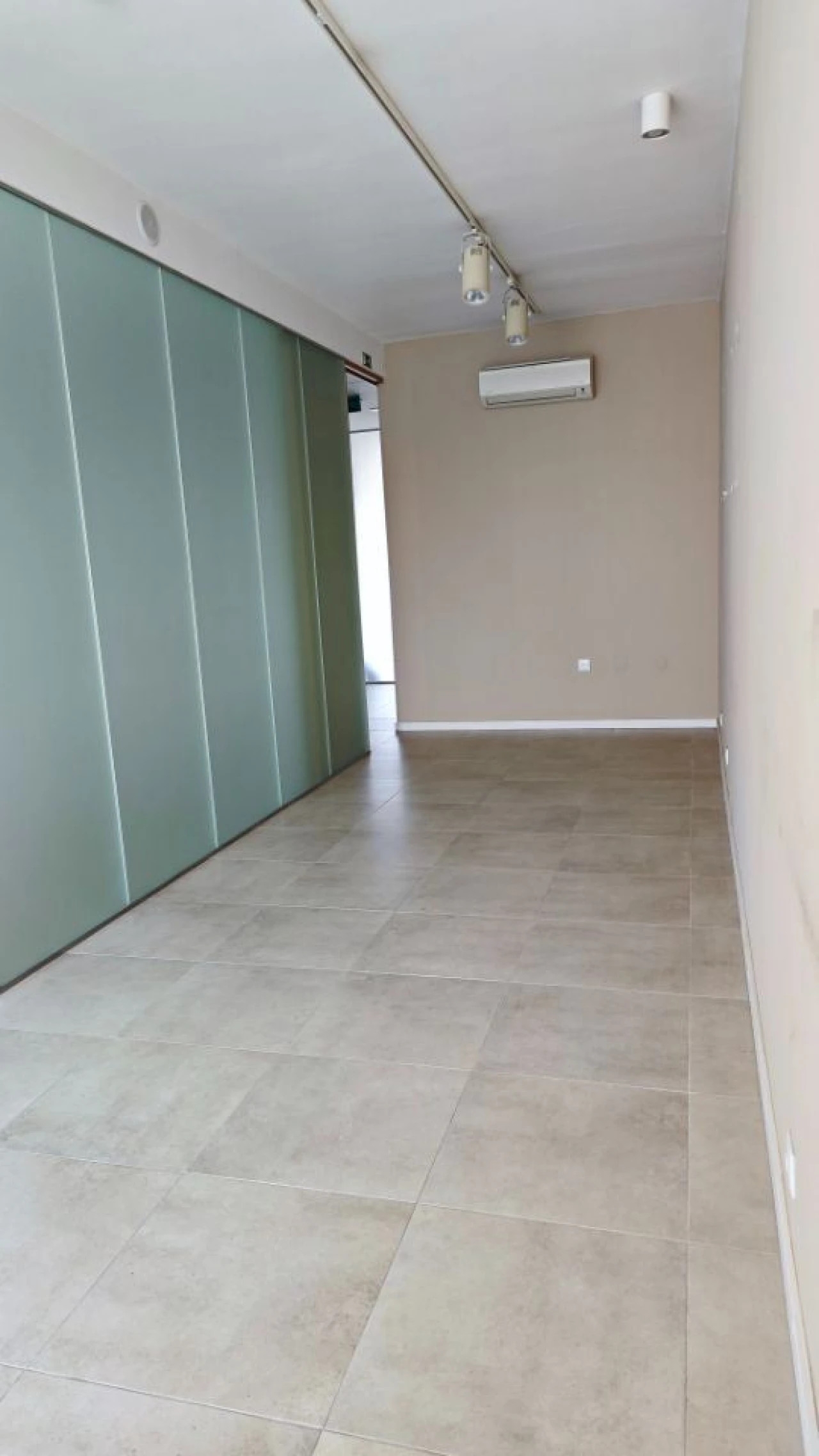 Escritório para Arrendamento em Mafamude e Vilar do Paraíso Foto 14