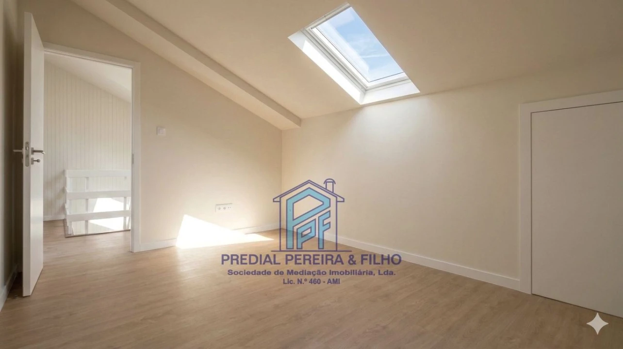 Apartamento T5 para Venda em Cidade da Maia Foto 29