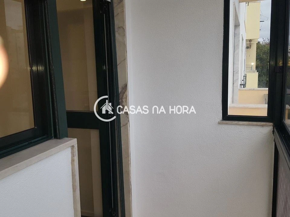 Apartamento T2 para Arrendamento em União das Freguesias de Setúbal Foto 4
